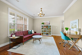 2351 N Hosta Dr in Fayetteville, AR - Building Photo - Building Photo