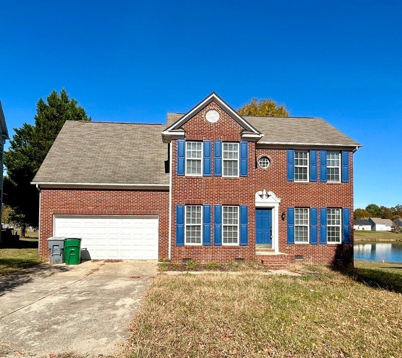 10120 Baxter Caldwell Dr in Charlotte, NC - Building Photo