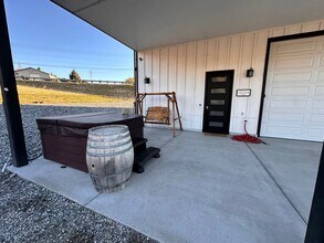 58 Ward Ln in Manson, WA - Building Photo - Building Photo