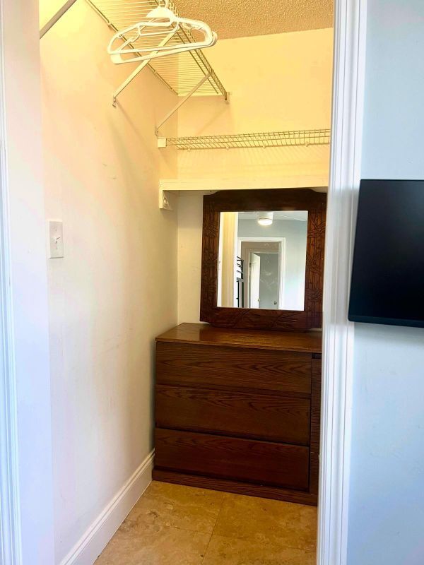 property at 5207 Hayes St