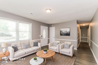 121 Meadowgreen Dr in Montevallo, AL - Building Photo - Building Photo