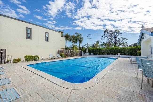 11674 Pointe Cir in Ft. Myers, FL - Building Photo - Building Photo