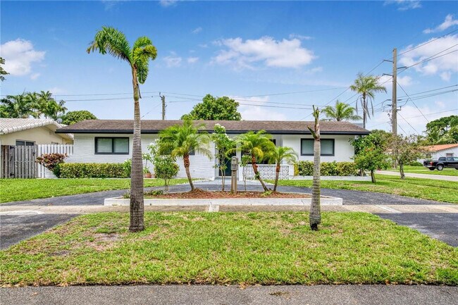 property at 2224 N 35th Ave