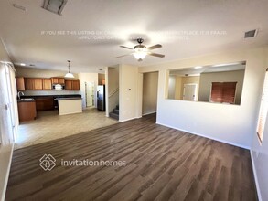 41552 N Salix Dr in San Tan Valley, AZ - Foto de edificio - Building Photo