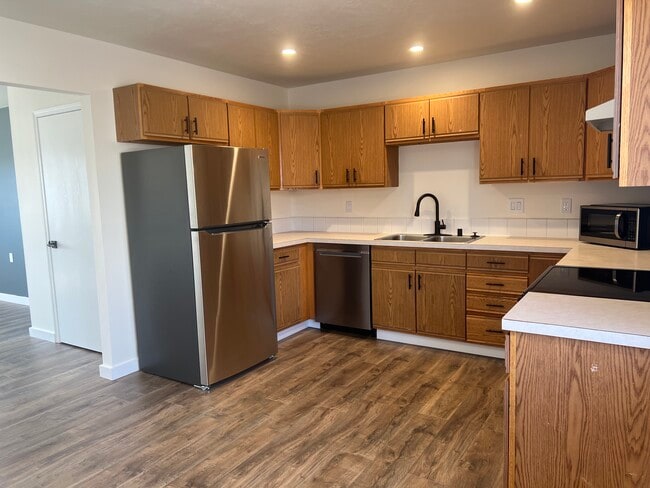 1714 Poplar St in Helena, MT - Building Photo - Building Photo