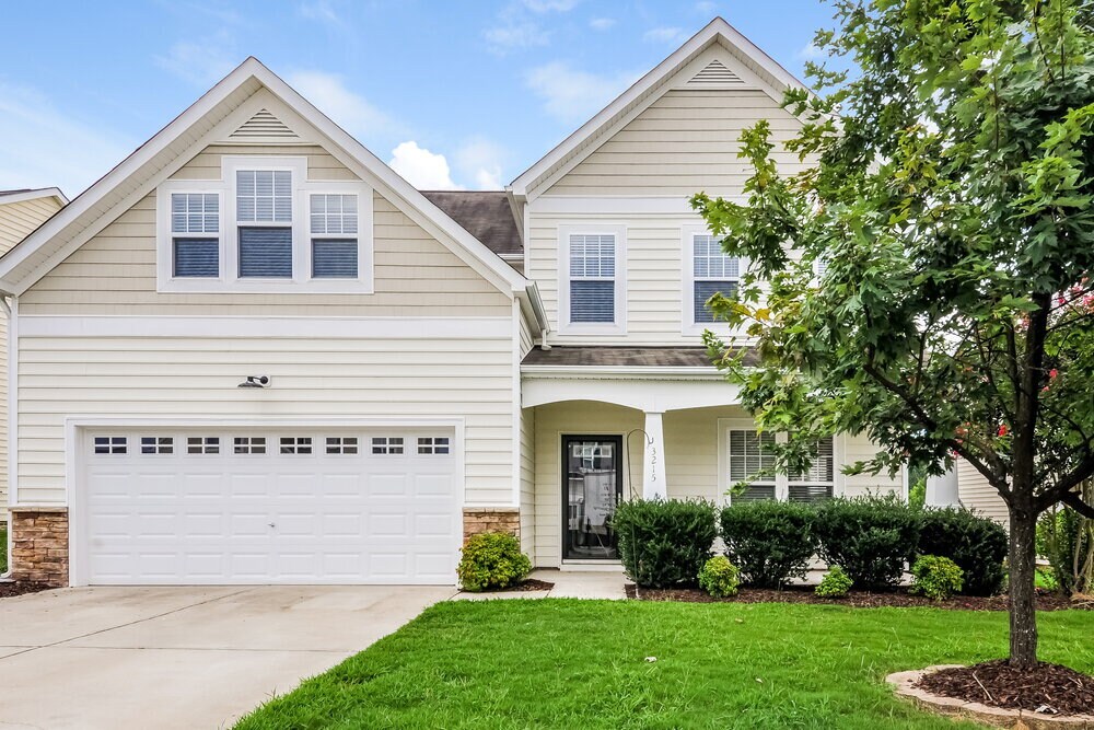 3215 Whispernut Ln in Zebulon, NC - Building Photo