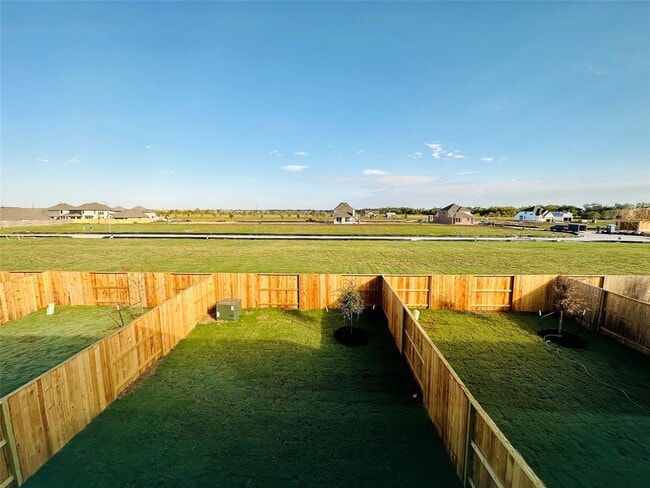 property at 4143 Champlain Wy