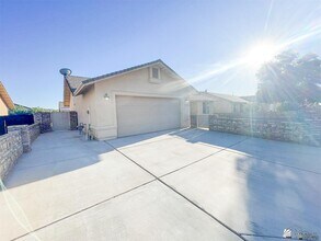 10191 E 35th Pl in Yuma, AZ - Building Photo - Building Photo