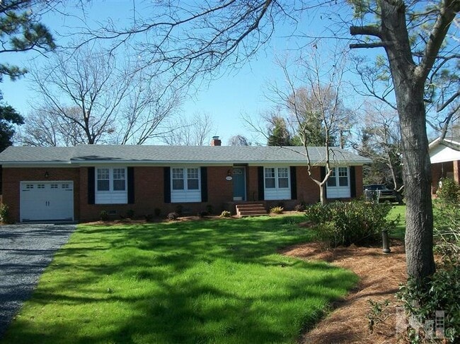 property at 5005 College Acres Dr