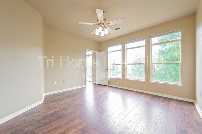 10184 Park Meadows Dr in Lone Tree, CO - Building Photo - Building Photo