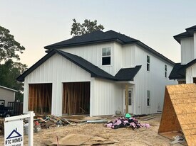 8427 Harvard Dr, Unit 8427 Harvard in Lumberton, TX - Building Photo