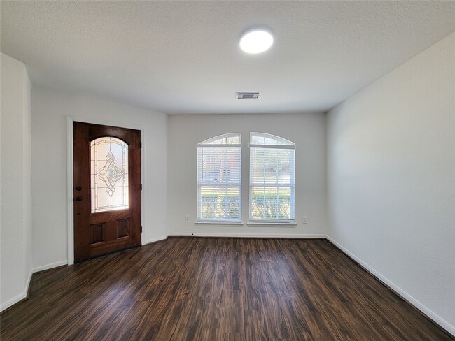 property at 21123 Amber Crossing Dr