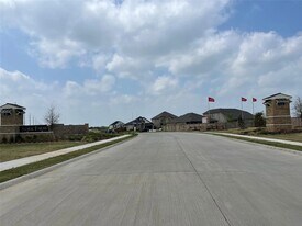 5405 Fairdale Dr in Denton, TX - Building Photo