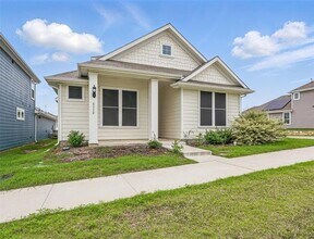 8338 Martinique Mews in Rowlett, TX - Building Photo - Building Photo
