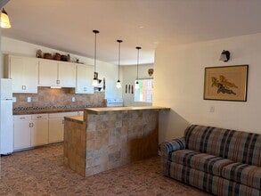 28332 Rodeo Rd in Helendale, CA - Building Photo - Building Photo