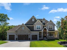 4624 141st Ln NE in Ham Lake, MN - Building Photo