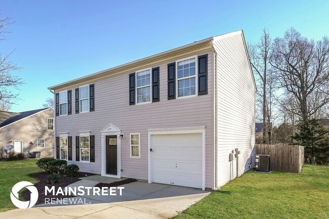 2115 Gramercy Park Dr, Unit M203 in Greensboro, NC - Building Photo - Building Photo