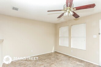 2721 Meadowlark Dr in Mesquite, TX - Foto de edificio - Building Photo