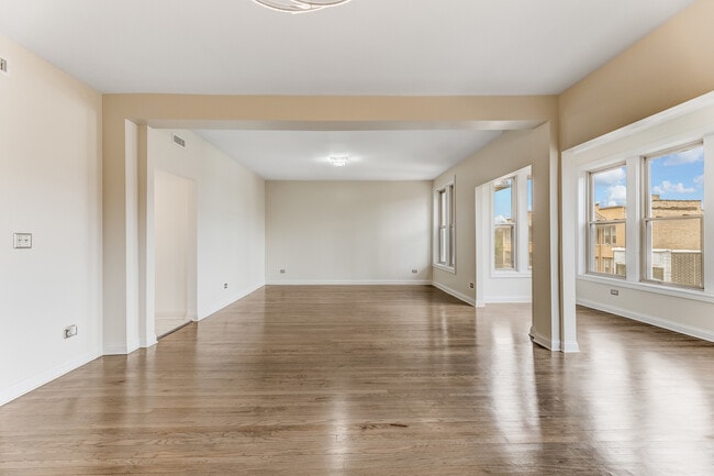 4722 S Ingleside Ave in Chicago, IL - Building Photo - Building Photo