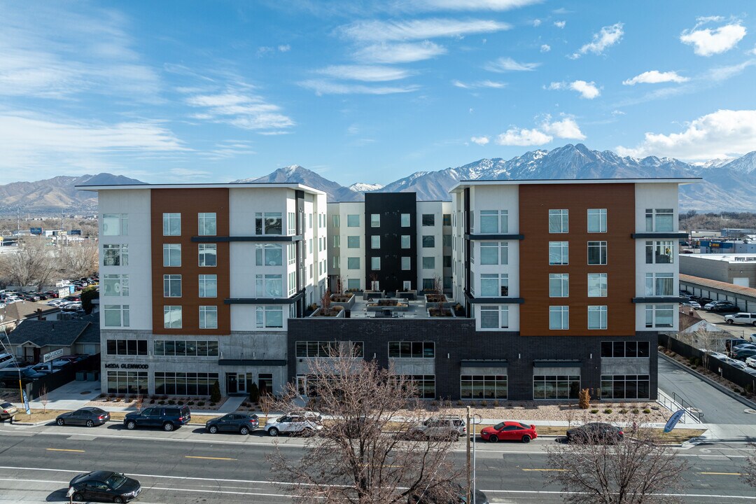 Glenwood in Millcreek, UT - Foto de edificio