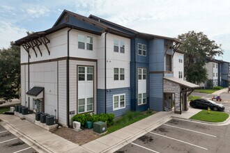 Lafayette Gardens in Tallahassee, FL - Building Photo - Building Photo