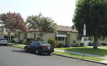 336-342 N Stoneman Ave in Alhambra, CA - Building Photo - Building Photo