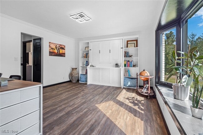 property at 6713 Farview Rd