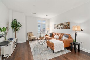 1501 Commonwealth Ave in Boston, MA - Building Photo