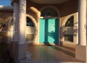 309 Skylark Ln NW in Port Charlotte, FL - Building Photo - Building Photo