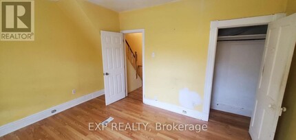 43 Hook Ave in Toronto, ON - Building Photo - Building Photo
