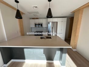 11 E Lenox St in Boston, MA - Building Photo - Building Photo