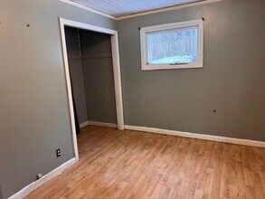 40 Grace St, Unit 1 in Malden, MA - Foto de edificio - Building Photo