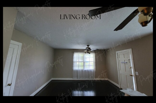 4 Main St in Weaver, AL - Building Photo - Building Photo