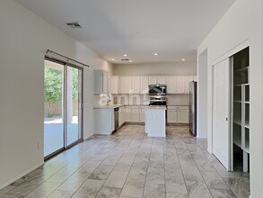 14412 S Via Gualda in Sahuarita, AZ - Building Photo - Building Photo
