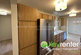 3422 N Bristol St in Tacoma, WA - Building Photo - Building Photo