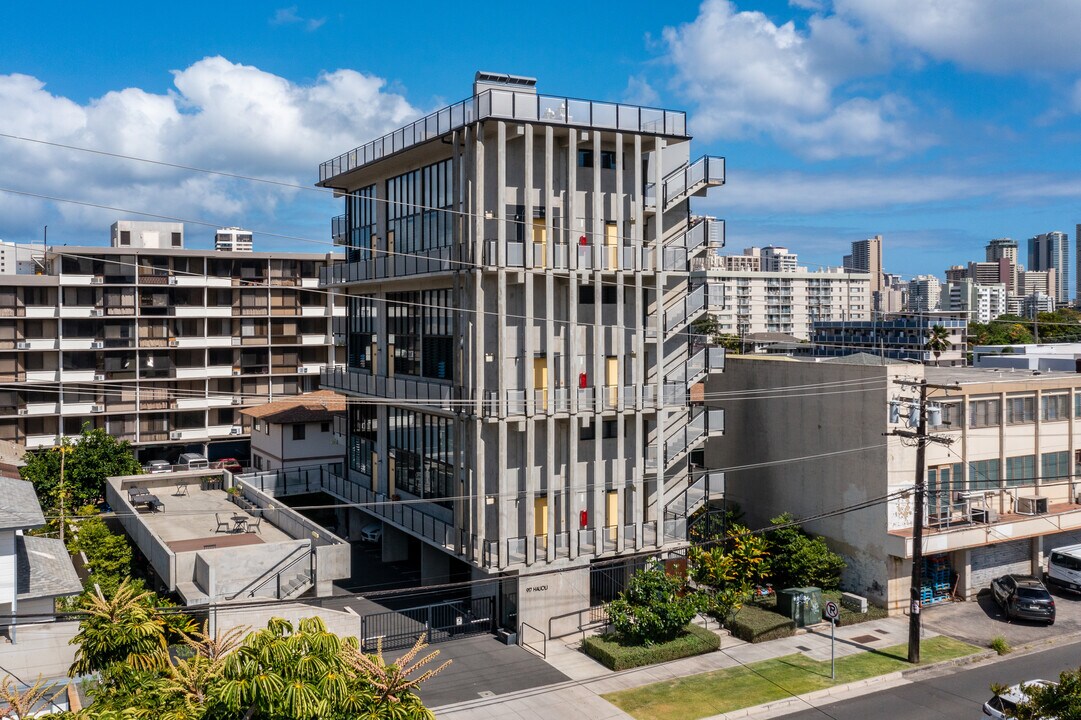 Hau'oli Lofts in Honolulu, HI - Building Photo