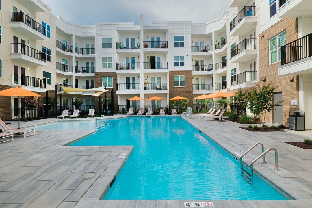 Hudson at Renaissance in Wilmington, NC - Foto de edificio