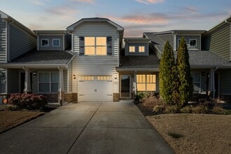 911 Keepsake Diamond Ln in Murfreesboro, TN - Building Photo - Building Photo