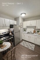 Z on Pardee in Dearborn Heights, MI - Building Photo