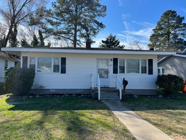 property at 1011 Maple St