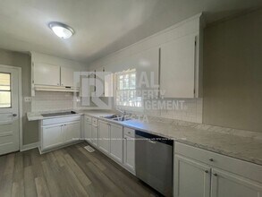 105 Evelyn Dr in Centerville, GA - Building Photo - Building Photo