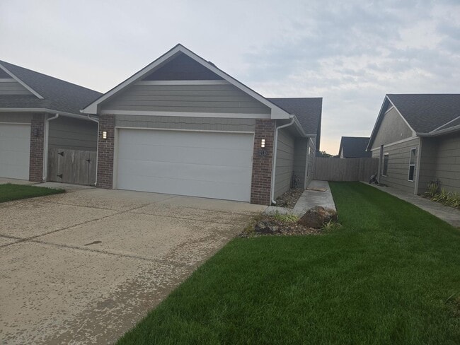 property at 12111-12113 W Cora St