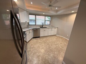 9836 Luna Cir in Naples, FL - Building Photo - Building Photo
