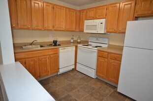 212 Main St, Unit 245 MAIN ST #43 in Watertown, MA - Building Photo