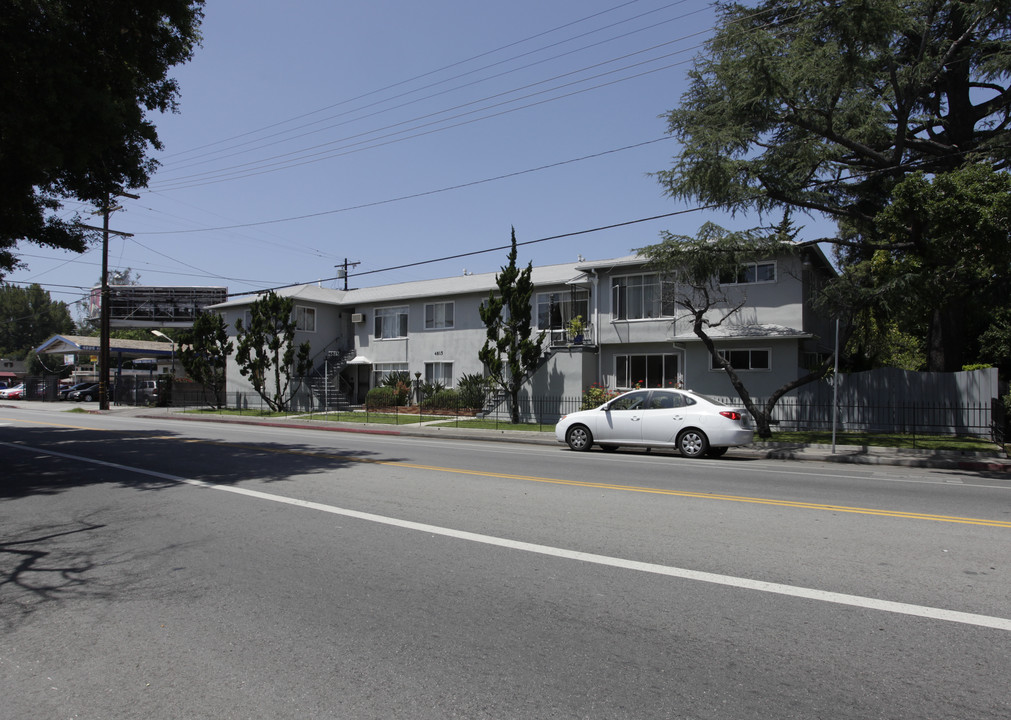 4815 Colfax Ave in North Hollywood, CA - Foto de edificio