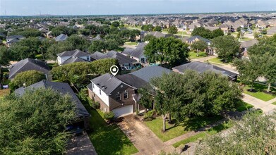 6177 New Castle Ln in League City, TX - Building Photo - Building Photo