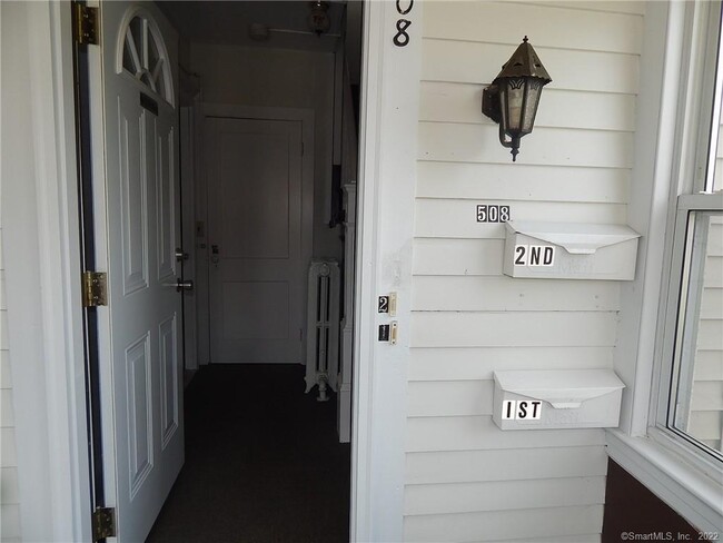 508 Naugatuck Ave in Milford, CT - Building Photo - Building Photo