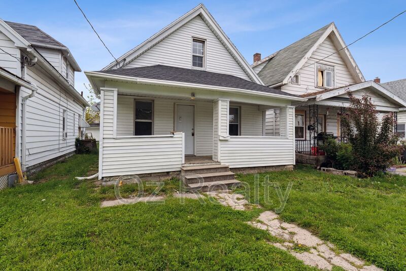 25 E Pearl St in Toledo, OH - Building Photo