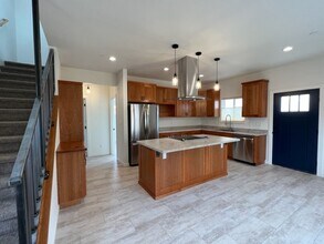 1420 L St in Eureka, CA - Building Photo - Building Photo
