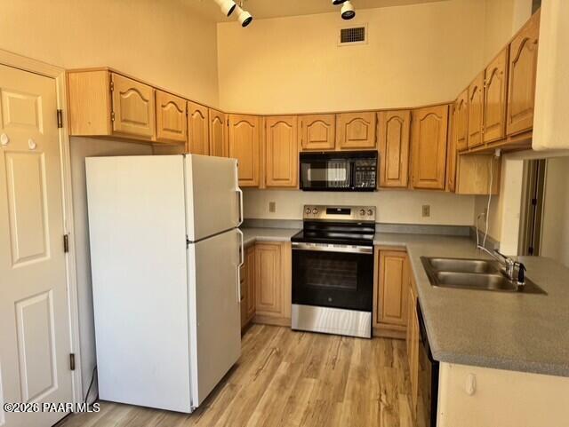 8360 E Stevens Dr in Prescott Valley, AZ - Building Photo - Building Photo